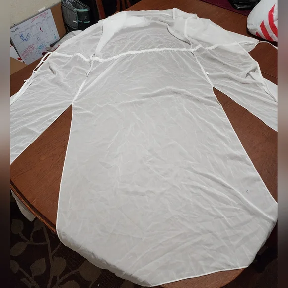 NWOT ... White Sheer Long Sleeve Cover-Up - Picture 4 of 8
